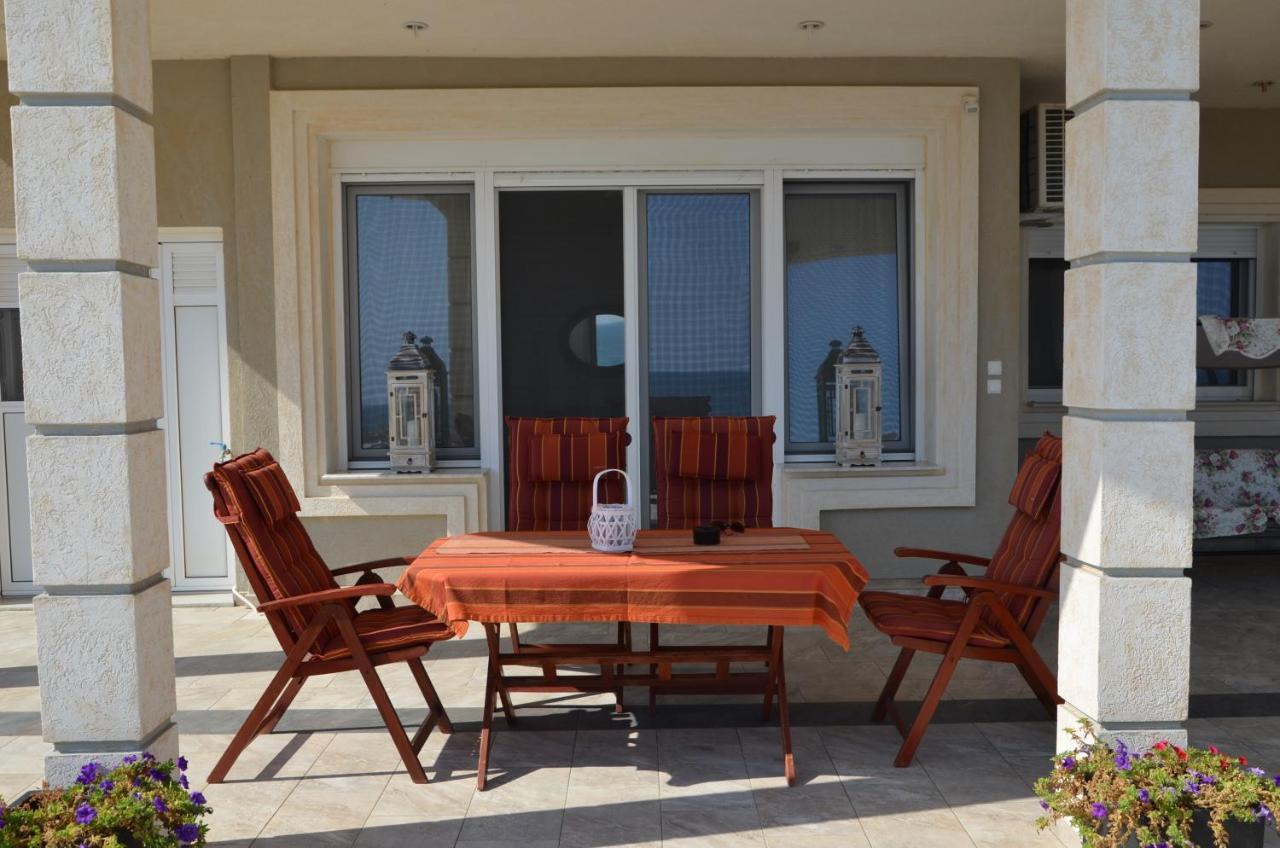 Villa Dimitri - Seaview Apartment Александроуполис Экстерьер фото