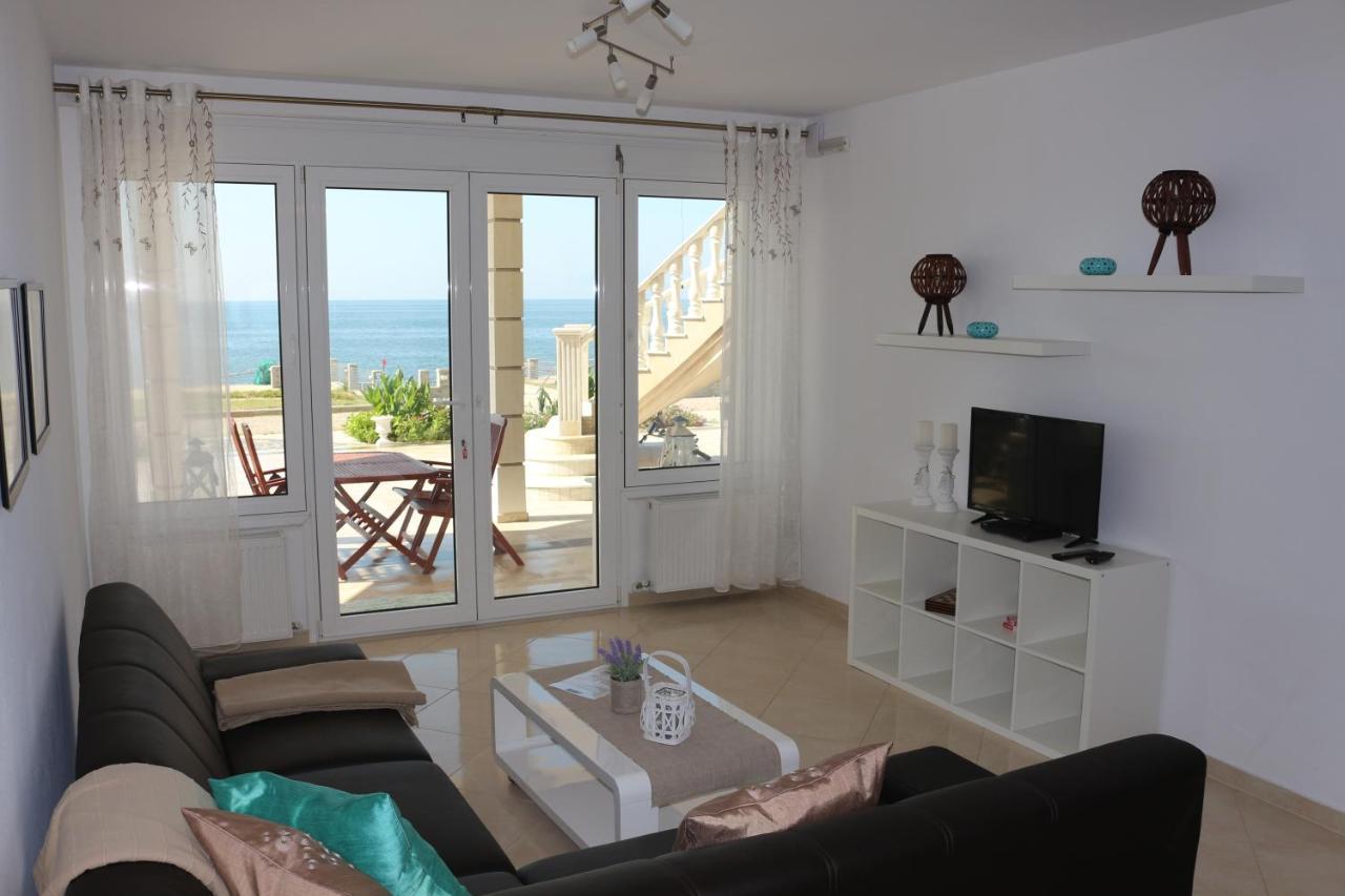 Villa Dimitri - Seaview Apartment Александроуполис Экстерьер фото